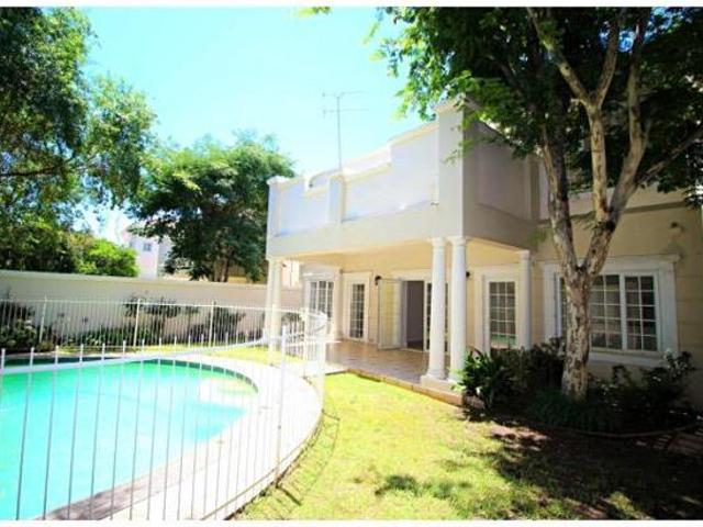 3 Bedroom Cluster in Melrose