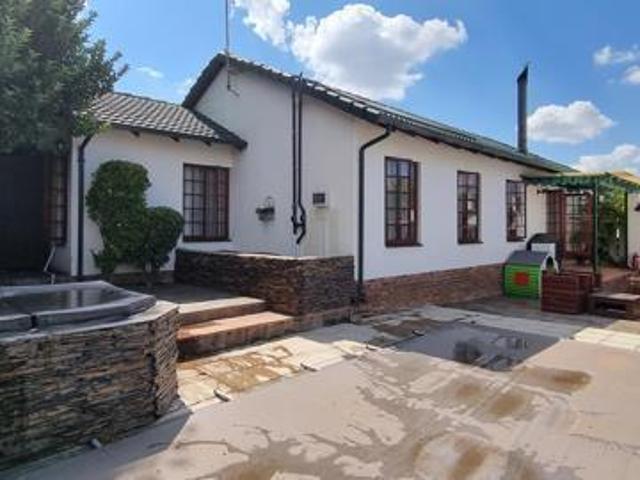3 Bedroom Cluster in Northwold