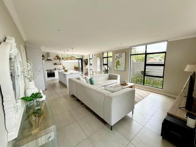 3 Bedroom Cluster in Rynfield