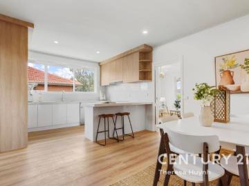 3 Bedroom House Clayton South, 102758960