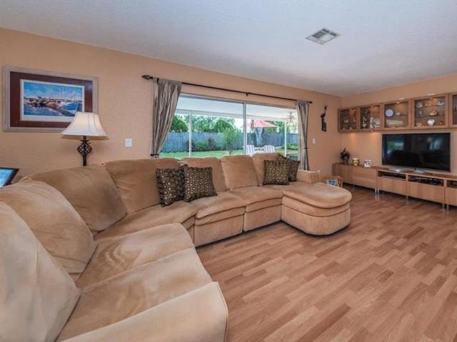 3 bedroom, Clearwater FL 33763 106220326