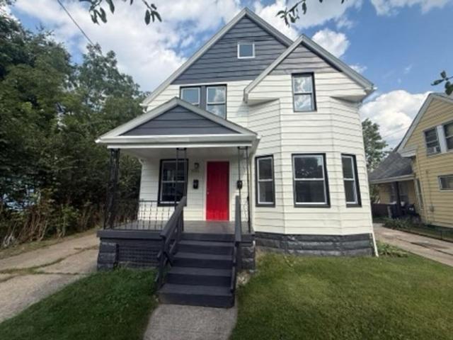 3 bedroom, Cleveland OH 44105 105432026
