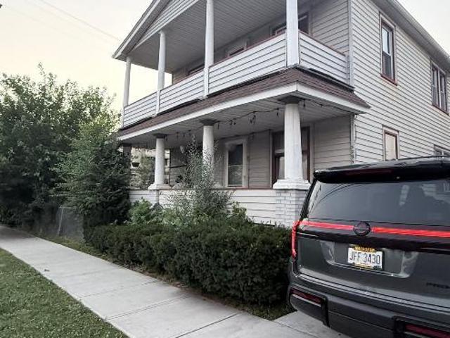 3 bedroom, Cleveland OH 44105 105903194