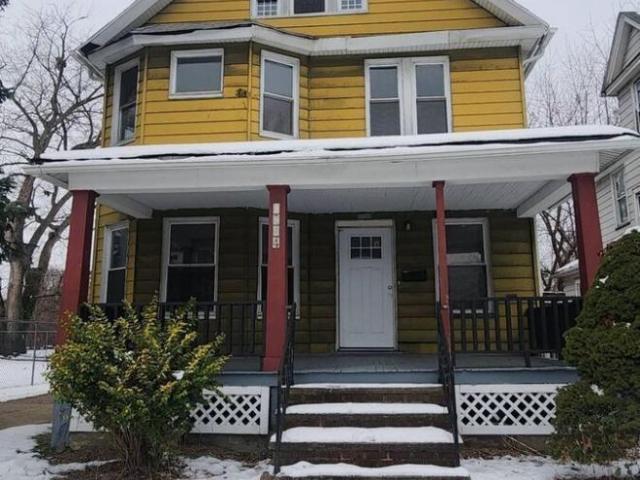 3 bedroom, Cleveland OH 44108 104733413