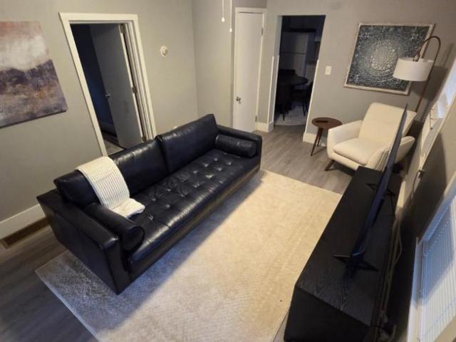 3 bedroom, Cleveland OH 44102 105901655