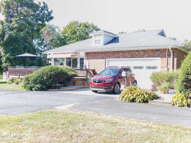 3 bedroom, Cliffwood NJ 07721 105255252
