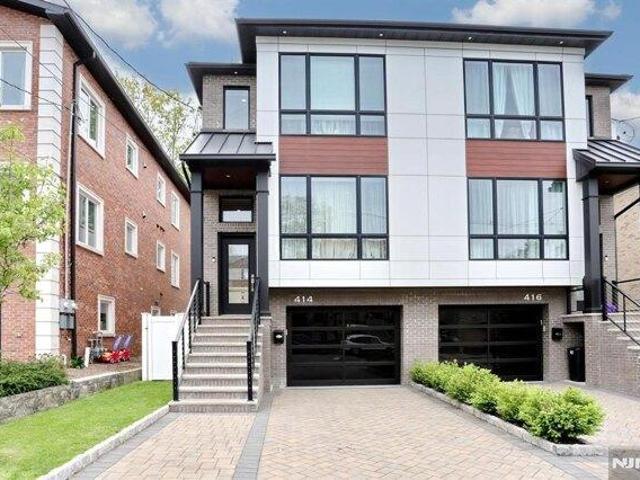 3 bedroom, Cliffside Park NJ 07010 105443330