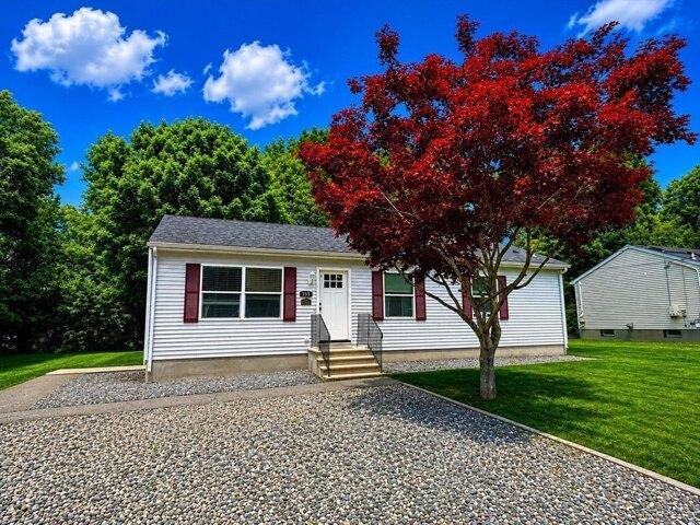 3 bedroom, Clinton MA 01510 104759837