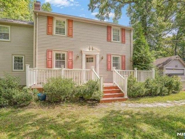 3 bedroom, Closter NJ 07624 105290608