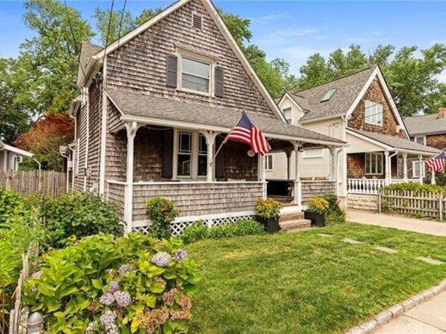 3 bedroom, Cranston RI 02905 105575625