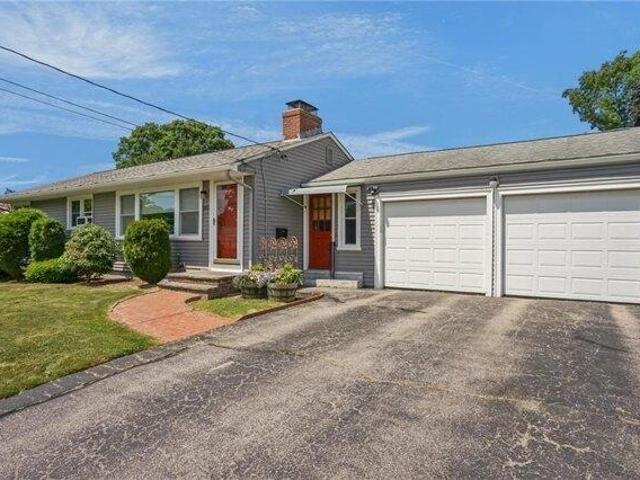 3 bedroom, Cranston RI 02920 104869984