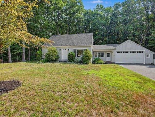 3 bedroom, Cumberland ME 04021 105661456