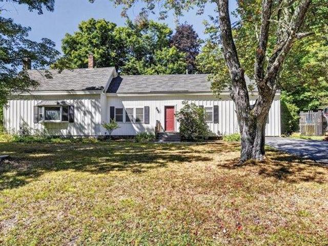3 bedroom, Cumberland ME 04021 105696244