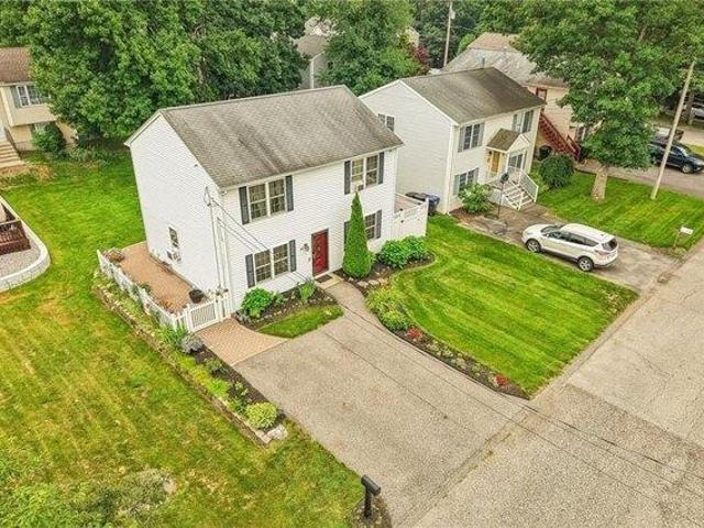 3 bedroom, Cumberland RI 02864 105440998