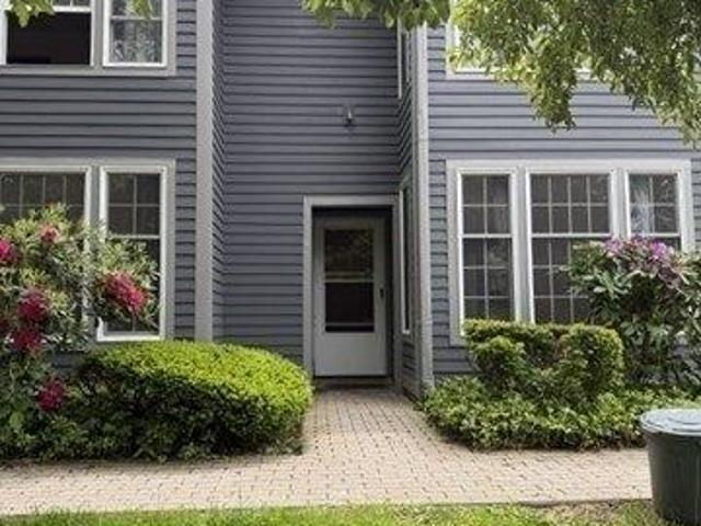 3 bedroom, Amherst MA 01002 104542655
