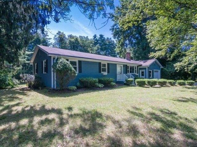 3 bedroom, Amherst MA 01002 105340436