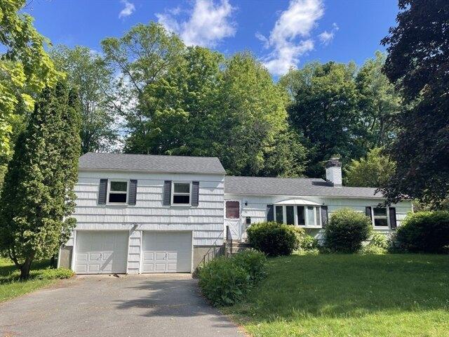3 bedroom, Amherst MA 01002 105364803