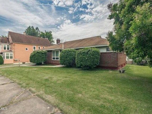 3 bedroom, Amsterdam NY 12010 105293183