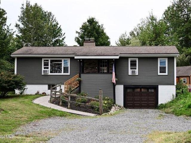 3 bedroom, Amsterdam NY 12010 105319933