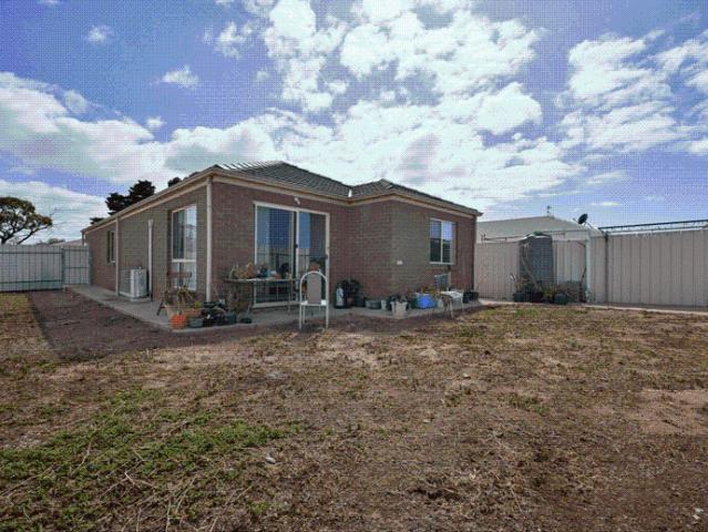 3 Bedroom and 1 Bathroom House for Rent in Whyalla Stuart
