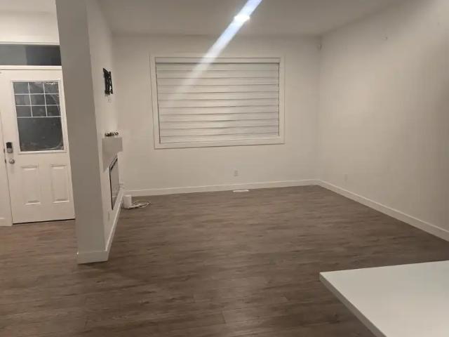 3 bedroom and 2&half washroom