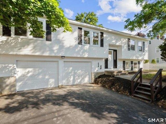 3 bedroom, Ansonia CT 06401 105575758