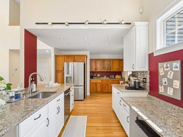 3 bedroom, Acton MA 01720 105365643