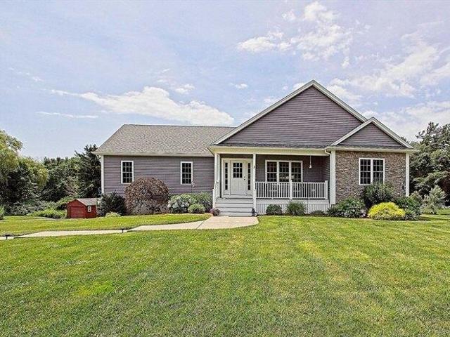 3 bedroom, Acushnet MA 02743 105319792