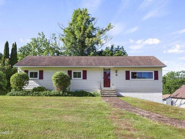 3 bedroom, Adams MA 01220 104569835
