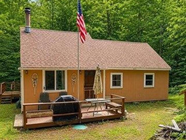 3 bedroom, Alton NH 03810 105438996
