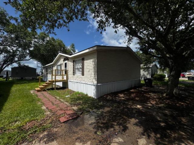 3 bedroom, Alvin TX 77511 103941699