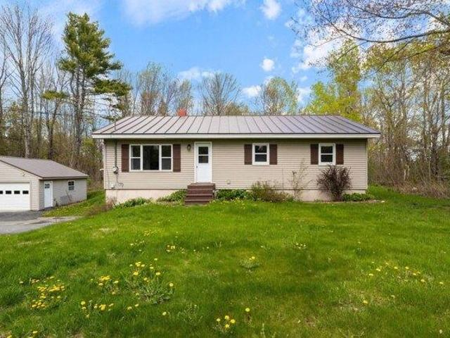 3 bedroom, Albion ME 04910 104810353