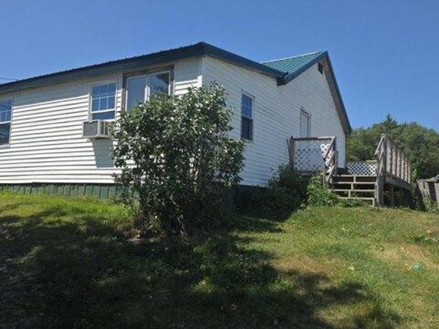 3 bedroom, Albion ME 04910 105661823