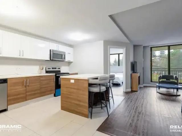 3 Bedroom Apartment Mississauga ON 105642355