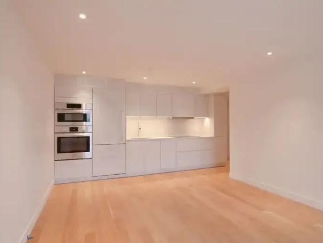 3 Bedroom Apartment Montreal QC 104990766