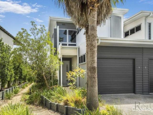 3 Bedroom Apartment Mountain Creek QLD 104326856