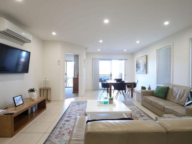 3 bedroom apartment near the hospital