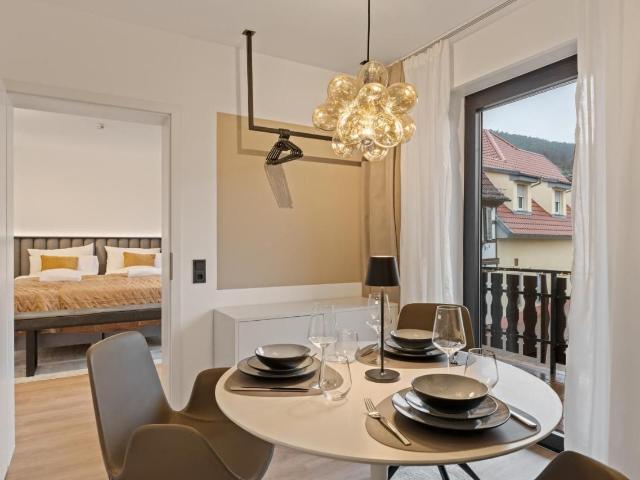 3 bedroom apartment next to bus station Heidelberg Ziegelhausen