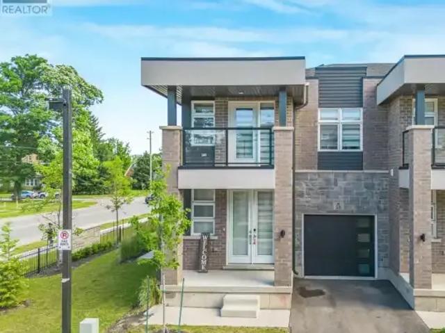 3 Bedroom Apartment Niagara Falls ON 103958777