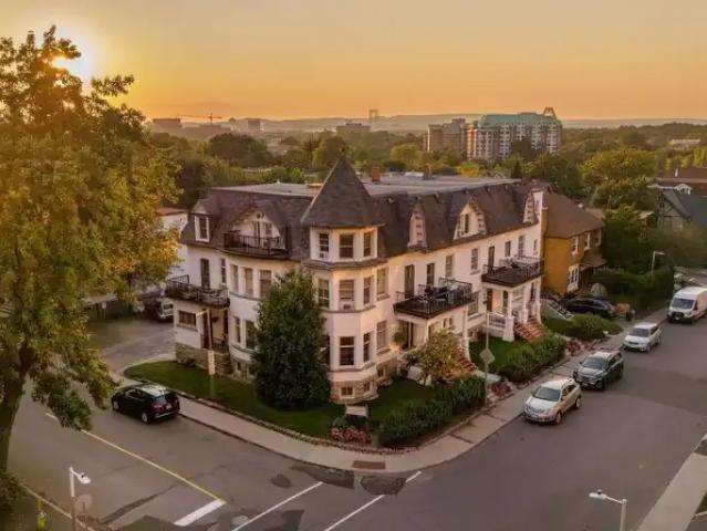 3 Bedroom Apartment Ottawa ON 103879184