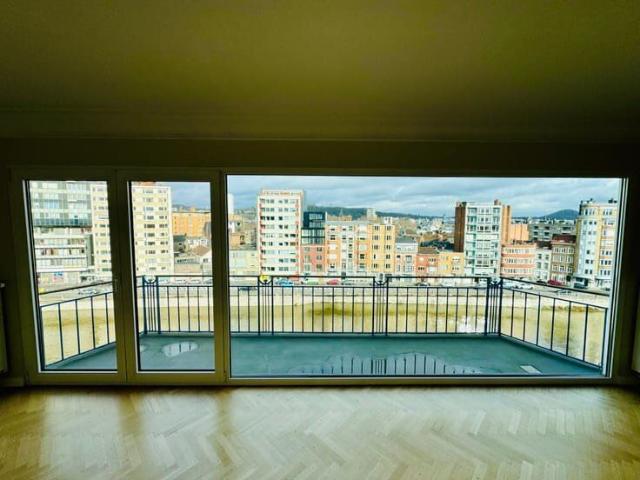 3 Bedroom Apartment overlooking the Dérivation Canal