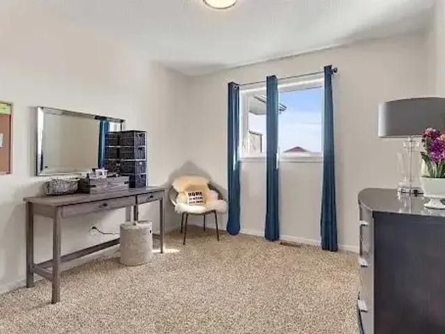 3 Bedroom Apartment Okotoks AB 103770641