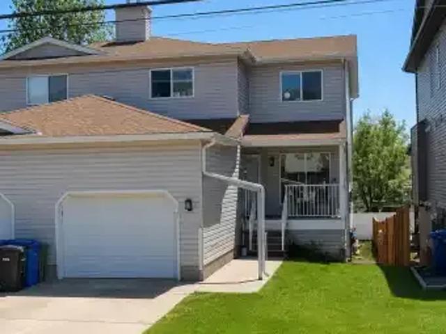 3 Bedroom Apartment Okotoks AB LS104863927