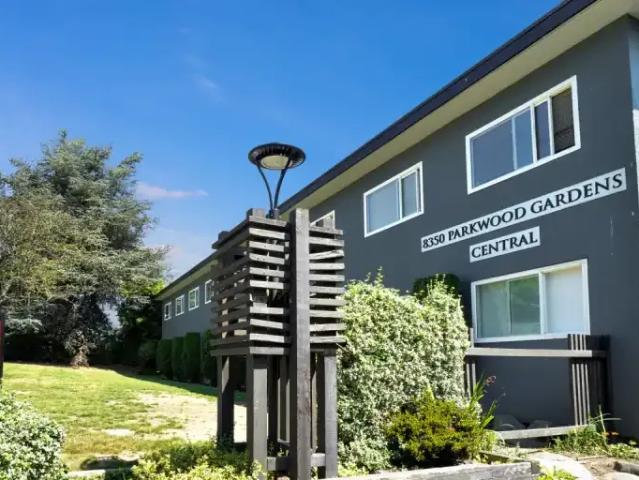 3 Bedroom Apartment Burnaby BC 96298702