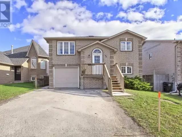 3 Bedroom Apartment Barrie ON 103379916