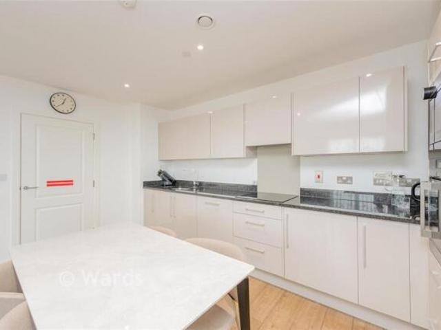 3 Bedroom Apartment Bexleyheath Kent 101931834