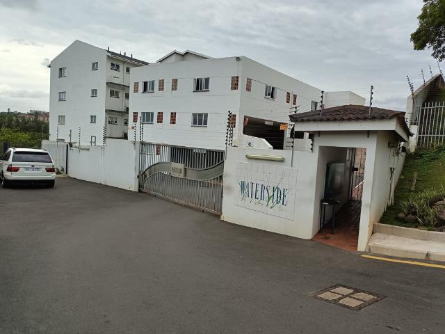 3 Bedroom Apartment Block To Let in Umgeni Park