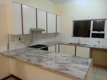 3 Bedroom Apartment Block To Let in Beacon Bay North