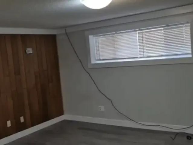 3 Bedroom Apartment Brooks AB 105226714