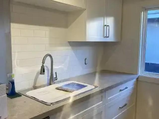 3 Bedroom Apartment Calgary AB 104178993
